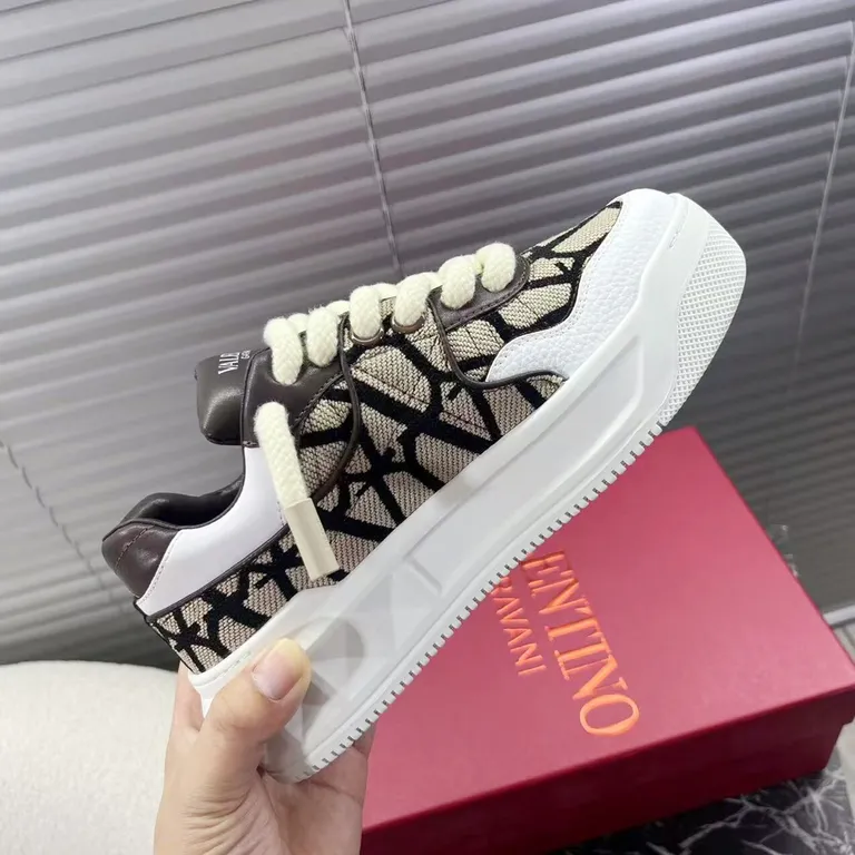 Valentino Shoe 